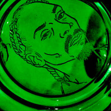 Load image into Gallery viewer, Snoop Dogg Glass Ashtray